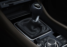 マツダ アテンザ セダン ソウルレッドクリスタルメタリック クリーンディーゼル