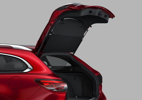 マツダ アテンザ セダン ソウルレッドクリスタルメタリック クリーンディーゼル