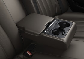 マツダ アテンザ セダン ソウルレッドクリスタルメタリック クリーンディーゼル