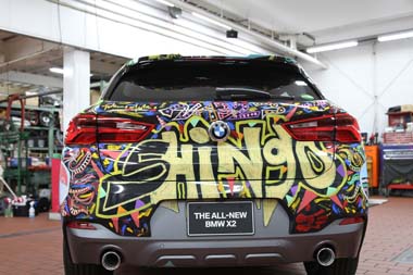 香取慎吾 BMW X2 SUV 六本木 アート