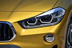 香取慎吾 BMW X2 SUV 六本木 アート