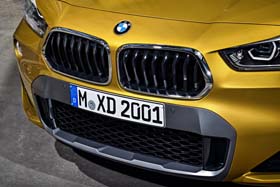 香取慎吾 BMW X2 SUV 六本木 アート