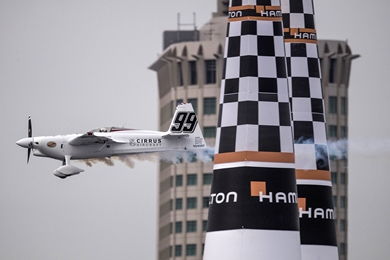 レッドブル Redbull エアレース