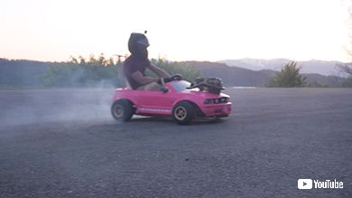 おもちゃ キッズカー 魔改造 マスタング 自動車