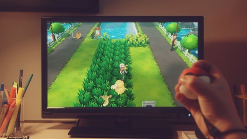 モンスターボール Plus ポケモン 新作発表会 Lets Go イーブイ ピカチュウ