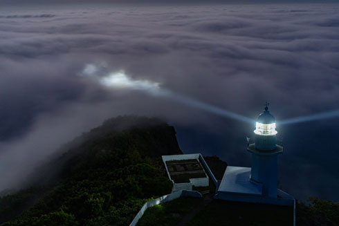 室蘭 写真 景色 地球岬 灯台 海霧 雲海