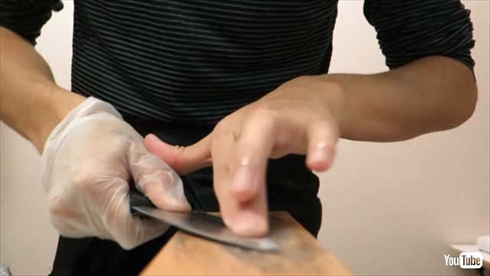 包丁　圧倒的不審者の極み