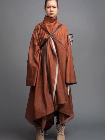 着るテント ADIFF ヴィレッジヴァンガード