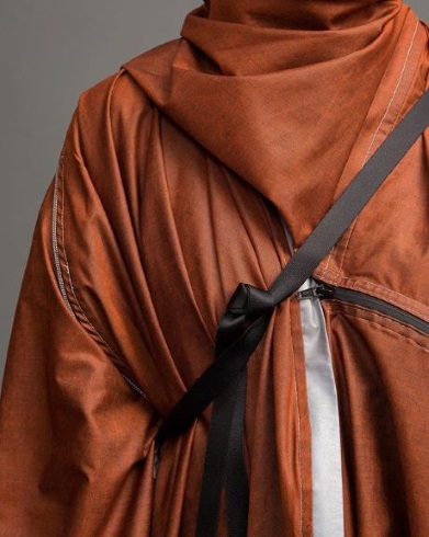 着るテント ADIFF ヴィレッジヴァンガード