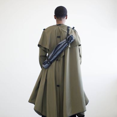 着るテント ADIFF ヴィレッジヴァンガード