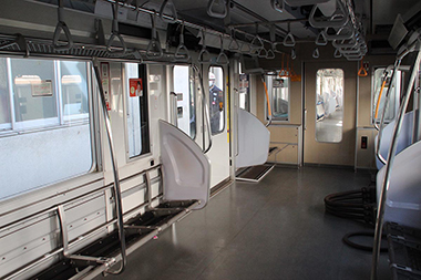 新幹線 座席 盾 取り外し 鉄道