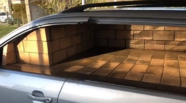 ピザ 魔改造 自動車 フォード 窯