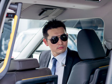 運転席のSPさん