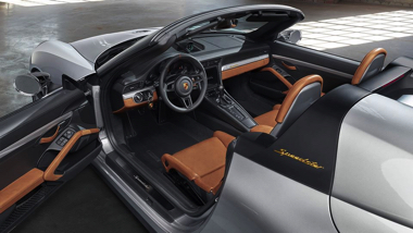 ポルシェ スピードスター 911 991