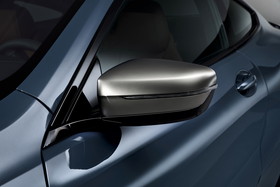 BMW 8シリーズ Bowers & Wilkins xDrive 