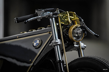 BMW バイク カスタム ブラックファントム