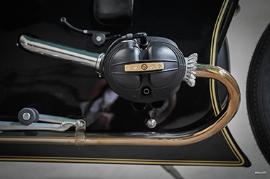 BMW バイク カスタム ブラックファントム