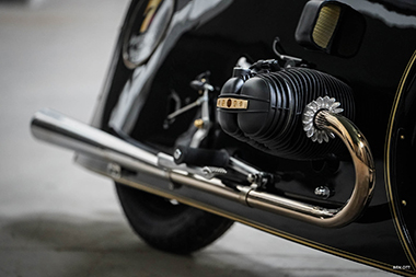 BMW バイク カスタム ブラックファントム