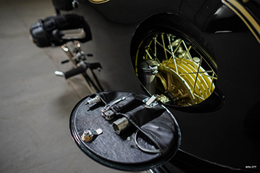 BMW バイク カスタム ブラックファントム