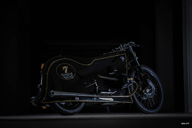 BMW バイク カスタム ブラックファントム