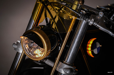 BMW バイク カスタム ブラックファントム