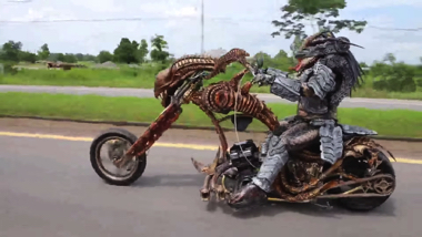 ゼノモーフ エイリアン プレデター バイク タイ王国