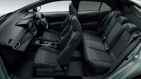 カローラ スポーツ