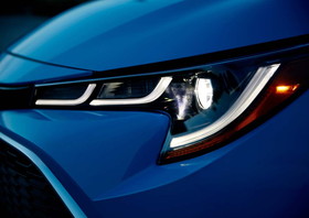 カローラ スポーツ