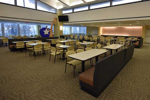 トイザらス 経営破綻 オフィス 退去 写真 公開