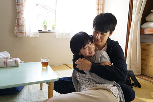 夫のちんぽが入らない 石橋菜津美 中村蒼 Netflix FOD