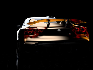 伝統の“丸目4灯”のテールランプも大胆にアレンジ