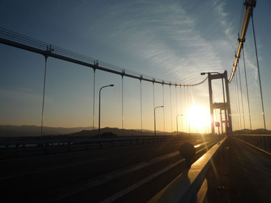 夕日の瀬戸大橋