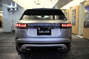 RANGE ROVER VELAR リア