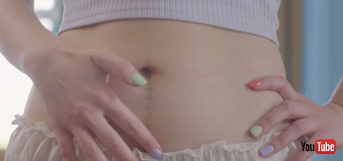 ツルツル肌を剃るカミソリ広告はおかしい！　Billieがリアルなムダ毛処理CM公開