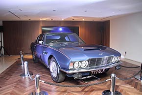 アストンマーティン Aston Martin DBS Superleggera 007 ボンドカー