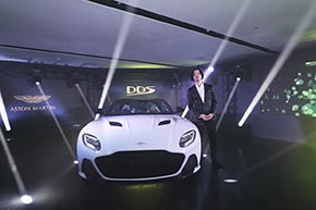 アストンマーティン Aston Martin DBS Superleggera 007 ボンドカー