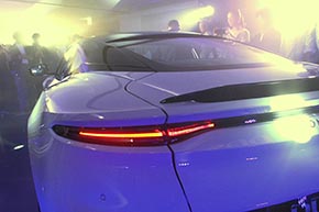 アストンマーティン Aston Martin DBS Superleggera 007 ボンドカー