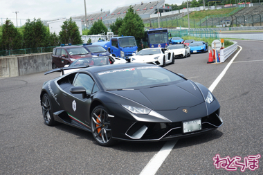 ランボルギーニ スーパートロフェオ ガヤルド アヴェンタドール ウラカン 鈴鹿サーキット