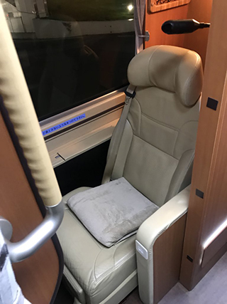 はかた号 深夜バス 高速道路 水曜どうでしょう