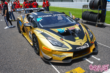 ランボルギーニ スーパートロフェオ モータースポーツ 鈴鹿サーキット