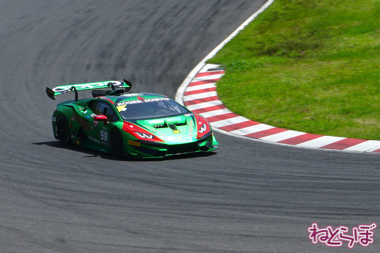 ランボルギーニ スーパートロフェオ モータースポーツ 鈴鹿サーキット