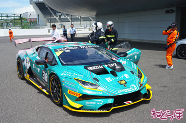 ランボルギーニ スーパートロフェオ モータースポーツ 鈴鹿サーキット