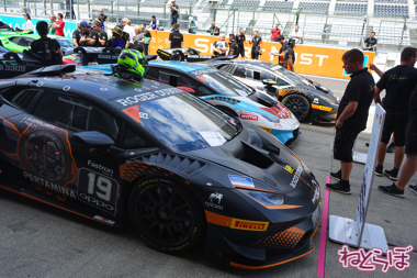 ランボルギーニ スーパートロフェオ モータースポーツ 鈴鹿サーキット