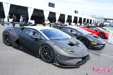 ランボルギーニ スーパートロフェオ モータースポーツ 鈴鹿サーキット