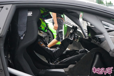 ランボルギーニ スーパートロフェオ モータースポーツ 鈴鹿サーキット