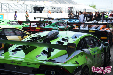 ランボルギーニ スーパートロフェオ モータースポーツ 鈴鹿サーキット