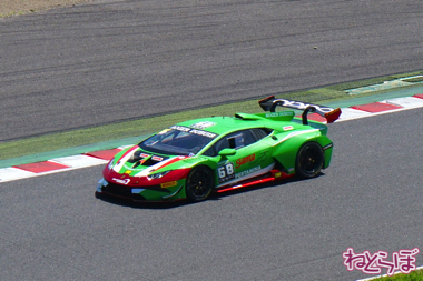 ランボルギーニ スーパートロフェオ モータースポーツ 鈴鹿サーキット