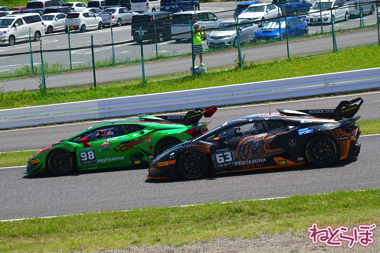 ランボルギーニ スーパートロフェオ モータースポーツ 鈴鹿サーキット