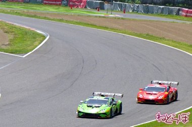 ランボルギーニ スーパートロフェオ モータースポーツ 鈴鹿サーキット