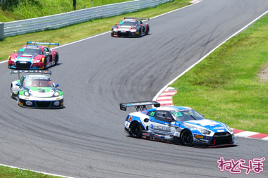 ランボルギーニ スーパートロフェオ モータースポーツ 鈴鹿サーキット